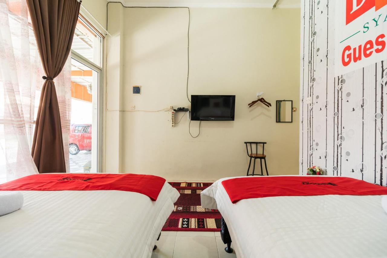 Reddoorz Syariah Near Pasar Aur Kuning Hotel Bukittinggi Exterior photo